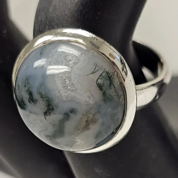 Sterling Silver Ring with Blue and Miss Tone Geode Stone - Picture 1 of 5